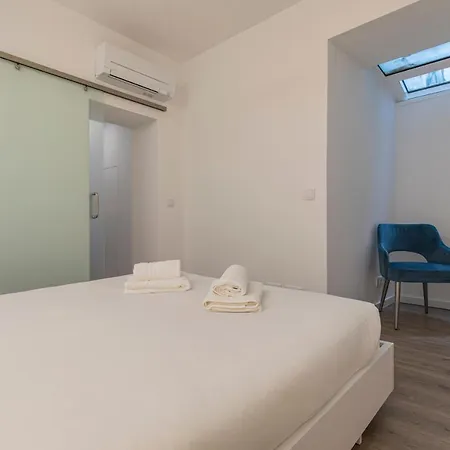 Lovelystay - 1bdr Cozy Flat In Heart Of شقة *