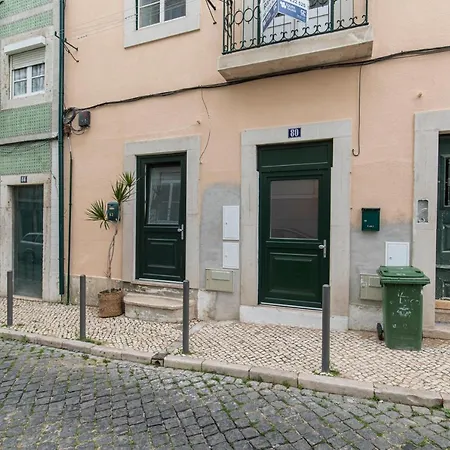 Lovelystay - 1bdr Cozy Flat In Heart Of Apartman *